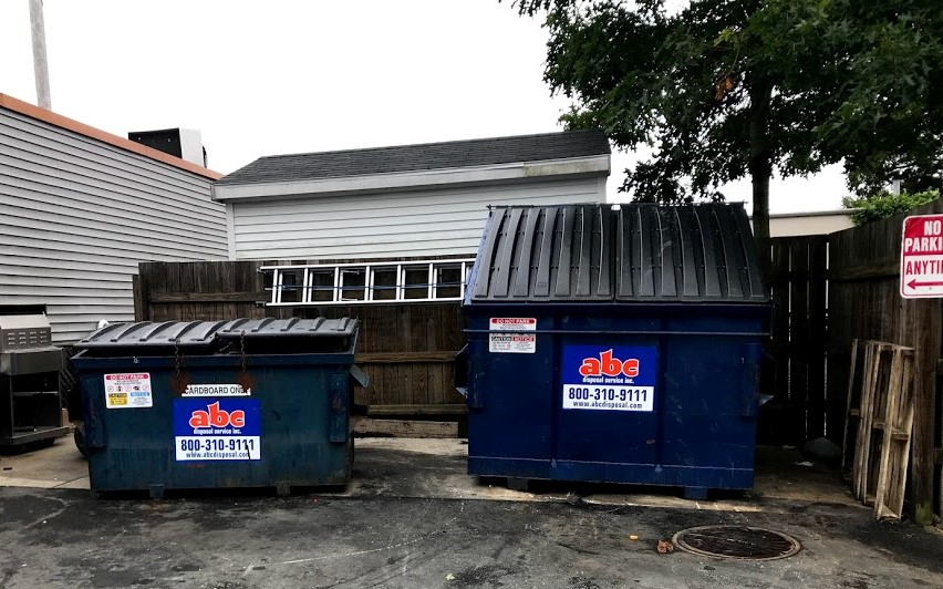 Equipos para la recogida de basura, reciclaje y restos de comida -  RecyclingWorks Massachusetts